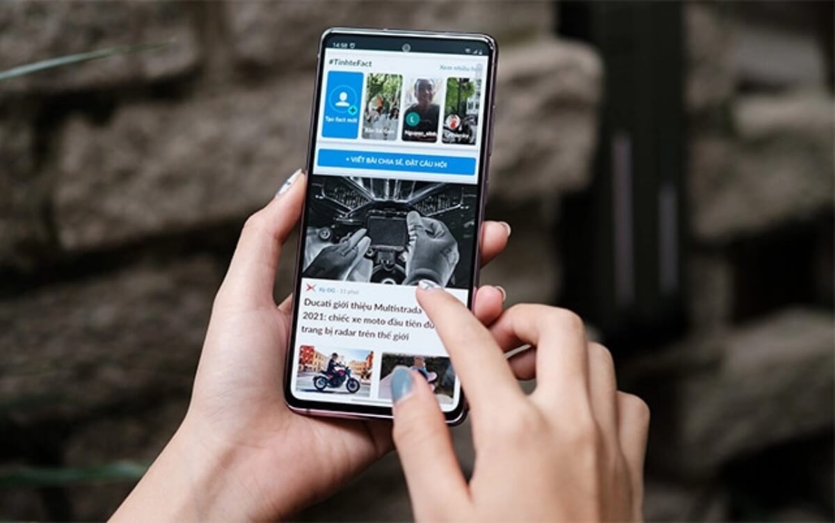 samsung galaxy s20 fe 9
